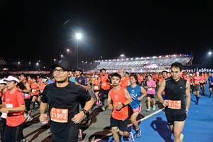 BIB: 81718, 21092
                            <button type="button" onclick="openModal(10598993)" class="btn btn-primary btn-sm float-right btn-popup" data-toggle="modal" data-target=".modal-high-quality">
                        <i class="fas fa-shopping-cart"></i> Add to Cart
                    </button>
                                            <button type="button" onclick="isThisMe(10598993, true)" class="btn btn-success btn-sm float-right btn-popup btn-isme hidden" data-toggle="tooltip" data-placement="bottom" title="นี่คือรูปของคุณใช่ไหม คลิกที่นี่เพื่อเอาเข้าอัลบั้ม">
                        <i class="fas fa-plus"></i> Add to album
                    </button>
                    <button type="button" onclick="isThisMe(10598993, false)" class="btn btn-warning btn-sm float-right btn-popup btn-isnotme hidden">
                        <i class="fas fa-ban"></i> Remove from album
                    </button>