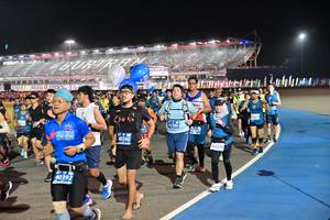 BIB: 42380, 10590, 43270, 40392
                            <button type="button" onclick="openModal(10576927)" class="btn btn-primary btn-sm float-right btn-popup" data-toggle="modal" data-target=".modal-high-quality">
                        <i class="fas fa-shopping-cart"></i> Add to Cart
                    </button>
                                            <button type="button" onclick="isThisMe(10576927, true)" class="btn btn-success btn-sm float-right btn-popup btn-isme hidden" data-toggle="tooltip" data-placement="bottom" title="นี่คือรูปของคุณใช่ไหม คลิกที่นี่เพื่อเอาเข้าอัลบั้ม">
                        <i class="fas fa-plus"></i> Add to album
                    </button>
                    <button type="button" onclick="isThisMe(10576927, false)" class="btn btn-warning btn-sm float-right btn-popup btn-isnotme hidden">
                        <i class="fas fa-ban"></i> Remove from album
                    </button>