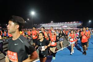 BIB: 22331, 094, 21303
                            <button type="button" onclick="openModal(10602542)" class="btn btn-primary btn-sm float-right btn-popup" data-toggle="modal" data-target=".modal-high-quality">
                        <i class="fas fa-shopping-cart"></i> Add to Cart
                    </button>
                                            <button type="button" onclick="isThisMe(10602542, true)" class="btn btn-success btn-sm float-right btn-popup btn-isme hidden" data-toggle="tooltip" data-placement="bottom" title="นี่คือรูปของคุณใช่ไหม คลิกที่นี่เพื่อเอาเข้าอัลบั้ม">
                        <i class="fas fa-plus"></i> Add to album
                    </button>
                    <button type="button" onclick="isThisMe(10602542, false)" class="btn btn-warning btn-sm float-right btn-popup btn-isnotme hidden">
                        <i class="fas fa-ban"></i> Remove from album
                    </button>