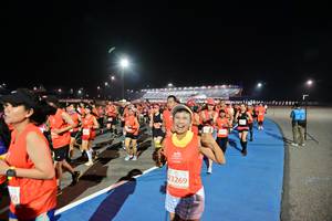 BIB: 23269
                            <button type="button" onclick="openModal(10599522)" class="btn btn-primary btn-sm float-right btn-popup" data-toggle="modal" data-target=".modal-high-quality">
                        <i class="fas fa-shopping-cart"></i> Add to Cart
                    </button>
                                            <button type="button" onclick="isThisMe(10599522, true)" class="btn btn-success btn-sm float-right btn-popup btn-isme hidden" data-toggle="tooltip" data-placement="bottom" title="นี่คือรูปของคุณใช่ไหม คลิกที่นี่เพื่อเอาเข้าอัลบั้ม">
                        <i class="fas fa-plus"></i> Add to album
                    </button>
                    <button type="button" onclick="isThisMe(10599522, false)" class="btn btn-warning btn-sm float-right btn-popup btn-isnotme hidden">
                        <i class="fas fa-ban"></i> Remove from album
                    </button>
