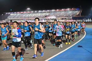 BIB: 563, 41048, 45745, 44993, 71204
                            <button type="button" onclick="openModal(10577528)" class="btn btn-primary btn-sm float-right btn-popup" data-toggle="modal" data-target=".modal-high-quality">
                        <i class="fas fa-shopping-cart"></i> Add to Cart
                    </button>
                                            <button type="button" onclick="isThisMe(10577528, true)" class="btn btn-success btn-sm float-right btn-popup btn-isme hidden" data-toggle="tooltip" data-placement="bottom" title="นี่คือรูปของคุณใช่ไหม คลิกที่นี่เพื่อเอาเข้าอัลบั้ม">
                        <i class="fas fa-plus"></i> Add to album
                    </button>
                    <button type="button" onclick="isThisMe(10577528, false)" class="btn btn-warning btn-sm float-right btn-popup btn-isnotme hidden">
                        <i class="fas fa-ban"></i> Remove from album
                    </button>