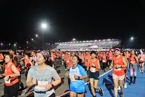 BIB: 2968
                            <button type="button" onclick="openModal(10599453)" class="btn btn-primary btn-sm float-right btn-popup" data-toggle="modal" data-target=".modal-high-quality">
                        <i class="fas fa-shopping-cart"></i> Add to Cart
                    </button>
                                            <button type="button" onclick="isThisMe(10599453, true)" class="btn btn-success btn-sm float-right btn-popup btn-isme hidden" data-toggle="tooltip" data-placement="bottom" title="นี่คือรูปของคุณใช่ไหม คลิกที่นี่เพื่อเอาเข้าอัลบั้ม">
                        <i class="fas fa-plus"></i> Add to album
                    </button>
                    <button type="button" onclick="isThisMe(10599453, false)" class="btn btn-warning btn-sm float-right btn-popup btn-isnotme hidden">
                        <i class="fas fa-ban"></i> Remove from album
                    </button>