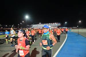 BIB: 091, 8222
                            <button type="button" onclick="openModal(10596484)" class="btn btn-primary btn-sm float-right btn-popup" data-toggle="modal" data-target=".modal-high-quality">
                        <i class="fas fa-shopping-cart"></i> Add to Cart
                    </button>
                                            <button type="button" onclick="isThisMe(10596484, true)" class="btn btn-success btn-sm float-right btn-popup btn-isme hidden" data-toggle="tooltip" data-placement="bottom" title="นี่คือรูปของคุณใช่ไหม คลิกที่นี่เพื่อเอาเข้าอัลบั้ม">
                        <i class="fas fa-plus"></i> Add to album
                    </button>
                    <button type="button" onclick="isThisMe(10596484, false)" class="btn btn-warning btn-sm float-right btn-popup btn-isnotme hidden">
                        <i class="fas fa-ban"></i> Remove from album
                    </button>