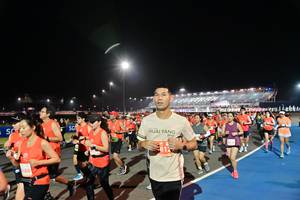 BIB: 2013, 812, 588
                            <button type="button" onclick="openModal(10598873)" class="btn btn-primary btn-sm float-right btn-popup" data-toggle="modal" data-target=".modal-high-quality">
                        <i class="fas fa-shopping-cart"></i> Add to Cart
                    </button>
                                            <button type="button" onclick="isThisMe(10598873, true)" class="btn btn-success btn-sm float-right btn-popup btn-isme hidden" data-toggle="tooltip" data-placement="bottom" title="นี่คือรูปของคุณใช่ไหม คลิกที่นี่เพื่อเอาเข้าอัลบั้ม">
                        <i class="fas fa-plus"></i> Add to album
                    </button>
                    <button type="button" onclick="isThisMe(10598873, false)" class="btn btn-warning btn-sm float-right btn-popup btn-isnotme hidden">
                        <i class="fas fa-ban"></i> Remove from album
                    </button>
