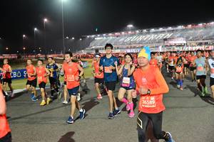 BIB: 122, 21011, 26589
                            <button type="button" onclick="openModal(10592216)" class="btn btn-primary btn-sm float-right btn-popup" data-toggle="modal" data-target=".modal-high-quality">
                        <i class="fas fa-shopping-cart"></i> Add to Cart
                    </button>
                                            <button type="button" onclick="isThisMe(10592216, true)" class="btn btn-success btn-sm float-right btn-popup btn-isme hidden" data-toggle="tooltip" data-placement="bottom" title="นี่คือรูปของคุณใช่ไหม คลิกที่นี่เพื่อเอาเข้าอัลบั้ม">
                        <i class="fas fa-plus"></i> Add to album
                    </button>
                    <button type="button" onclick="isThisMe(10592216, false)" class="btn btn-warning btn-sm float-right btn-popup btn-isnotme hidden">
                        <i class="fas fa-ban"></i> Remove from album
                    </button>