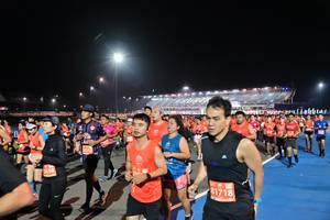 BIB: 638, 81718
                            <button type="button" onclick="openModal(10599016)" class="btn btn-primary btn-sm float-right btn-popup" data-toggle="modal" data-target=".modal-high-quality">
                        <i class="fas fa-shopping-cart"></i> Add to Cart
                    </button>
                                            <button type="button" onclick="isThisMe(10599016, true)" class="btn btn-success btn-sm float-right btn-popup btn-isme hidden" data-toggle="tooltip" data-placement="bottom" title="นี่คือรูปของคุณใช่ไหม คลิกที่นี่เพื่อเอาเข้าอัลบั้ม">
                        <i class="fas fa-plus"></i> Add to album
                    </button>
                    <button type="button" onclick="isThisMe(10599016, false)" class="btn btn-warning btn-sm float-right btn-popup btn-isnotme hidden">
                        <i class="fas fa-ban"></i> Remove from album
                    </button>