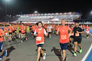 BIB: 20368, 27162, 29530
                            <button type="button" onclick="openModal(10592331)" class="btn btn-primary btn-sm float-right btn-popup" data-toggle="modal" data-target=".modal-high-quality">
                        <i class="fas fa-shopping-cart"></i> Add to Cart
                    </button>
                                            <button type="button" onclick="isThisMe(10592331, true)" class="btn btn-success btn-sm float-right btn-popup btn-isme hidden" data-toggle="tooltip" data-placement="bottom" title="นี่คือรูปของคุณใช่ไหม คลิกที่นี่เพื่อเอาเข้าอัลบั้ม">
                        <i class="fas fa-plus"></i> Add to album
                    </button>
                    <button type="button" onclick="isThisMe(10592331, false)" class="btn btn-warning btn-sm float-right btn-popup btn-isnotme hidden">
                        <i class="fas fa-ban"></i> Remove from album
                    </button>