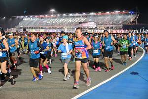 BIB: 034, 43482, 15340
                            <button type="button" onclick="openModal(10577608)" class="btn btn-primary btn-sm float-right btn-popup" data-toggle="modal" data-target=".modal-high-quality">
                        <i class="fas fa-shopping-cart"></i> Add to Cart
                    </button>
                                            <button type="button" onclick="isThisMe(10577608, true)" class="btn btn-success btn-sm float-right btn-popup btn-isme hidden" data-toggle="tooltip" data-placement="bottom" title="นี่คือรูปของคุณใช่ไหม คลิกที่นี่เพื่อเอาเข้าอัลบั้ม">
                        <i class="fas fa-plus"></i> Add to album
                    </button>
                    <button type="button" onclick="isThisMe(10577608, false)" class="btn btn-warning btn-sm float-right btn-popup btn-isnotme hidden">
                        <i class="fas fa-ban"></i> Remove from album
                    </button>