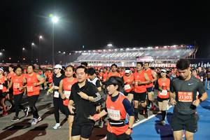 BIB: 21303, 289, 018
                            <button type="button" onclick="openModal(10602521)" class="btn btn-primary btn-sm float-right btn-popup" data-toggle="modal" data-target=".modal-high-quality">
                        <i class="fas fa-shopping-cart"></i> Add to Cart
                    </button>
                                            <button type="button" onclick="isThisMe(10602521, true)" class="btn btn-success btn-sm float-right btn-popup btn-isme hidden" data-toggle="tooltip" data-placement="bottom" title="นี่คือรูปของคุณใช่ไหม คลิกที่นี่เพื่อเอาเข้าอัลบั้ม">
                        <i class="fas fa-plus"></i> Add to album
                    </button>
                    <button type="button" onclick="isThisMe(10602521, false)" class="btn btn-warning btn-sm float-right btn-popup btn-isnotme hidden">
                        <i class="fas fa-ban"></i> Remove from album
                    </button>