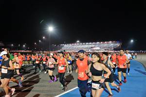 BIB: 286, 29088
                            <button type="button" onclick="openModal(10600631)" class="btn btn-primary btn-sm float-right btn-popup" data-toggle="modal" data-target=".modal-high-quality">
                        <i class="fas fa-shopping-cart"></i> Add to Cart
                    </button>
                                            <button type="button" onclick="isThisMe(10600631, true)" class="btn btn-success btn-sm float-right btn-popup btn-isme hidden" data-toggle="tooltip" data-placement="bottom" title="นี่คือรูปของคุณใช่ไหม คลิกที่นี่เพื่อเอาเข้าอัลบั้ม">
                        <i class="fas fa-plus"></i> Add to album
                    </button>
                    <button type="button" onclick="isThisMe(10600631, false)" class="btn btn-warning btn-sm float-right btn-popup btn-isnotme hidden">
                        <i class="fas fa-ban"></i> Remove from album
                    </button>