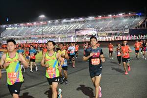 BIB: 82501, 20775, 21144
                            <button type="button" onclick="openModal(10587617)" class="btn btn-primary btn-sm float-right btn-popup" data-toggle="modal" data-target=".modal-high-quality">
                        <i class="fas fa-shopping-cart"></i> Add to Cart
                    </button>
                                            <button type="button" onclick="isThisMe(10587617, true)" class="btn btn-success btn-sm float-right btn-popup btn-isme hidden" data-toggle="tooltip" data-placement="bottom" title="นี่คือรูปของคุณใช่ไหม คลิกที่นี่เพื่อเอาเข้าอัลบั้ม">
                        <i class="fas fa-plus"></i> Add to album
                    </button>
                    <button type="button" onclick="isThisMe(10587617, false)" class="btn btn-warning btn-sm float-right btn-popup btn-isnotme hidden">
                        <i class="fas fa-ban"></i> Remove from album
                    </button>