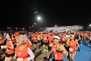 BIB: 23287, 27259, 027
                            <button type="button" onclick="openModal(10603034)" class="btn btn-primary btn-sm float-right btn-popup" data-toggle="modal" data-target=".modal-high-quality">
                        <i class="fas fa-shopping-cart"></i> Add to Cart
                    </button>
                                            <button type="button" onclick="isThisMe(10603034, true)" class="btn btn-success btn-sm float-right btn-popup btn-isme hidden" data-toggle="tooltip" data-placement="bottom" title="นี่คือรูปของคุณใช่ไหม คลิกที่นี่เพื่อเอาเข้าอัลบั้ม">
                        <i class="fas fa-plus"></i> Add to album
                    </button>
                    <button type="button" onclick="isThisMe(10603034, false)" class="btn btn-warning btn-sm float-right btn-popup btn-isnotme hidden">
                        <i class="fas fa-ban"></i> Remove from album
                    </button>