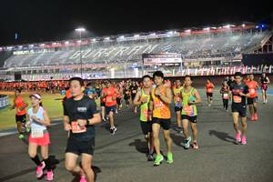 BIB: 20193, 20775, 212
                            <button type="button" onclick="openModal(10587445)" class="btn btn-primary btn-sm float-right btn-popup" data-toggle="modal" data-target=".modal-high-quality">
                        <i class="fas fa-shopping-cart"></i> Add to Cart
                    </button>
                                            <button type="button" onclick="isThisMe(10587445, true)" class="btn btn-success btn-sm float-right btn-popup btn-isme hidden" data-toggle="tooltip" data-placement="bottom" title="นี่คือรูปของคุณใช่ไหม คลิกที่นี่เพื่อเอาเข้าอัลบั้ม">
                        <i class="fas fa-plus"></i> Add to album
                    </button>
                    <button type="button" onclick="isThisMe(10587445, false)" class="btn btn-warning btn-sm float-right btn-popup btn-isnotme hidden">
                        <i class="fas fa-ban"></i> Remove from album
                    </button>