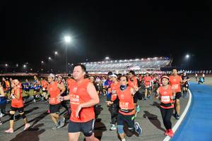 BIB: 23881, 22600, 26317
                            <button type="button" onclick="openModal(10596798)" class="btn btn-primary btn-sm float-right btn-popup" data-toggle="modal" data-target=".modal-high-quality">
                        <i class="fas fa-shopping-cart"></i> Add to Cart
                    </button>
                                            <button type="button" onclick="isThisMe(10596798, true)" class="btn btn-success btn-sm float-right btn-popup btn-isme hidden" data-toggle="tooltip" data-placement="bottom" title="นี่คือรูปของคุณใช่ไหม คลิกที่นี่เพื่อเอาเข้าอัลบั้ม">
                        <i class="fas fa-plus"></i> Add to album
                    </button>
                    <button type="button" onclick="isThisMe(10596798, false)" class="btn btn-warning btn-sm float-right btn-popup btn-isnotme hidden">
                        <i class="fas fa-ban"></i> Remove from album
                    </button>
