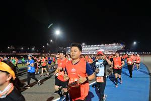 BIB: 2725, 25606, 283
                            <button type="button" onclick="openModal(10599671)" class="btn btn-primary btn-sm float-right btn-popup" data-toggle="modal" data-target=".modal-high-quality">
                        <i class="fas fa-shopping-cart"></i> Add to Cart
                    </button>
                                            <button type="button" onclick="isThisMe(10599671, true)" class="btn btn-success btn-sm float-right btn-popup btn-isme hidden" data-toggle="tooltip" data-placement="bottom" title="นี่คือรูปของคุณใช่ไหม คลิกที่นี่เพื่อเอาเข้าอัลบั้ม">
                        <i class="fas fa-plus"></i> Add to album
                    </button>
                    <button type="button" onclick="isThisMe(10599671, false)" class="btn btn-warning btn-sm float-right btn-popup btn-isnotme hidden">
                        <i class="fas fa-ban"></i> Remove from album
                    </button>