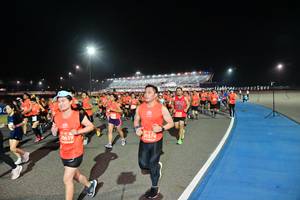 BIB: 20574, 20619
                            <button type="button" onclick="openModal(10596503)" class="btn btn-primary btn-sm float-right btn-popup" data-toggle="modal" data-target=".modal-high-quality">
                        <i class="fas fa-shopping-cart"></i> Add to Cart
                    </button>
                                            <button type="button" onclick="isThisMe(10596503, true)" class="btn btn-success btn-sm float-right btn-popup btn-isme hidden" data-toggle="tooltip" data-placement="bottom" title="นี่คือรูปของคุณใช่ไหม คลิกที่นี่เพื่อเอาเข้าอัลบั้ม">
                        <i class="fas fa-plus"></i> Add to album
                    </button>
                    <button type="button" onclick="isThisMe(10596503, false)" class="btn btn-warning btn-sm float-right btn-popup btn-isnotme hidden">
                        <i class="fas fa-ban"></i> Remove from album
                    </button>