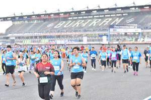 BIB: 17758, 7455, 13510
                            <button type="button" onclick="openModal(10935385)" class="btn btn-primary btn-sm float-right btn-popup" data-toggle="modal" data-target=".modal-high-quality">
                        <i class="fas fa-shopping-cart"></i> Add to Cart
                    </button>
                                            <button type="button" onclick="isThisMe(10935385, true)" class="btn btn-success btn-sm float-right btn-popup btn-isme hidden" data-toggle="tooltip" data-placement="bottom" title="นี่คือรูปของคุณใช่ไหม คลิกที่นี่เพื่อเอาเข้าอัลบั้ม">
                        <i class="fas fa-plus"></i> Add to album
                    </button>
                    <button type="button" onclick="isThisMe(10935385, false)" class="btn btn-warning btn-sm float-right btn-popup btn-isnotme hidden">
                        <i class="fas fa-ban"></i> Remove from album
                    </button>