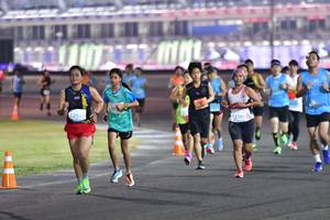BIB: 12381, 12582
                            <button type="button" onclick="openModal(10907159)" class="btn btn-primary btn-sm float-right btn-popup" data-toggle="modal" data-target=".modal-high-quality">
                        <i class="fas fa-shopping-cart"></i> Add to Cart
                    </button>
                                            <button type="button" onclick="isThisMe(10907159, true)" class="btn btn-success btn-sm float-right btn-popup btn-isme hidden" data-toggle="tooltip" data-placement="bottom" title="นี่คือรูปของคุณใช่ไหม คลิกที่นี่เพื่อเอาเข้าอัลบั้ม">
                        <i class="fas fa-plus"></i> Add to album
                    </button>
                    <button type="button" onclick="isThisMe(10907159, false)" class="btn btn-warning btn-sm float-right btn-popup btn-isnotme hidden">
                        <i class="fas fa-ban"></i> Remove from album
                    </button>