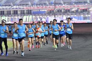 BIB: 0190, 16432, 10451
                            <button type="button" onclick="openModal(10908174)" class="btn btn-primary btn-sm float-right btn-popup" data-toggle="modal" data-target=".modal-high-quality">
                        <i class="fas fa-shopping-cart"></i> Add to Cart
                    </button>
                                            <button type="button" onclick="isThisMe(10908174, true)" class="btn btn-success btn-sm float-right btn-popup btn-isme hidden" data-toggle="tooltip" data-placement="bottom" title="นี่คือรูปของคุณใช่ไหม คลิกที่นี่เพื่อเอาเข้าอัลบั้ม">
                        <i class="fas fa-plus"></i> Add to album
                    </button>
                    <button type="button" onclick="isThisMe(10908174, false)" class="btn btn-warning btn-sm float-right btn-popup btn-isnotme hidden">
                        <i class="fas fa-ban"></i> Remove from album
                    </button>
