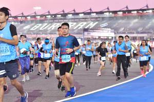 BIB: 4125, 14816, 
                            <button type="button" onclick="openModal(10928797)" class="btn btn-primary btn-sm float-right btn-popup" data-toggle="modal" data-target=".modal-high-quality">
                        <i class="fas fa-shopping-cart"></i> Add to Cart
                    </button>
                                            <button type="button" onclick="isThisMe(10928797, true)" class="btn btn-success btn-sm float-right btn-popup btn-isme hidden" data-toggle="tooltip" data-placement="bottom" title="นี่คือรูปของคุณใช่ไหม คลิกที่นี่เพื่อเอาเข้าอัลบั้ม">
                        <i class="fas fa-plus"></i> Add to album
                    </button>
                    <button type="button" onclick="isThisMe(10928797, false)" class="btn btn-warning btn-sm float-right btn-popup btn-isnotme hidden">
                        <i class="fas fa-ban"></i> Remove from album
                    </button>