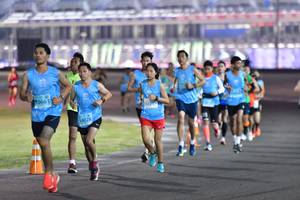 BIB: 066, 14028
                            <button type="button" onclick="openModal(10904697)" class="btn btn-primary btn-sm float-right btn-popup" data-toggle="modal" data-target=".modal-high-quality">
                        <i class="fas fa-shopping-cart"></i> Add to Cart
                    </button>
                                            <button type="button" onclick="isThisMe(10904697, true)" class="btn btn-success btn-sm float-right btn-popup btn-isme hidden" data-toggle="tooltip" data-placement="bottom" title="นี่คือรูปของคุณใช่ไหม คลิกที่นี่เพื่อเอาเข้าอัลบั้ม">
                        <i class="fas fa-plus"></i> Add to album
                    </button>
                    <button type="button" onclick="isThisMe(10904697, false)" class="btn btn-warning btn-sm float-right btn-popup btn-isnotme hidden">
                        <i class="fas fa-ban"></i> Remove from album
                    </button>