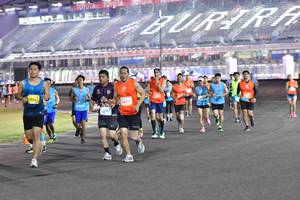 BIB: 061, 24419
                            <button type="button" onclick="openModal(10908510)" class="btn btn-primary btn-sm float-right btn-popup" data-toggle="modal" data-target=".modal-high-quality">
                        <i class="fas fa-shopping-cart"></i> Add to Cart
                    </button>
                                            <button type="button" onclick="isThisMe(10908510, true)" class="btn btn-success btn-sm float-right btn-popup btn-isme hidden" data-toggle="tooltip" data-placement="bottom" title="นี่คือรูปของคุณใช่ไหม คลิกที่นี่เพื่อเอาเข้าอัลบั้ม">
                        <i class="fas fa-plus"></i> Add to album
                    </button>
                    <button type="button" onclick="isThisMe(10908510, false)" class="btn btn-warning btn-sm float-right btn-popup btn-isnotme hidden">
                        <i class="fas fa-ban"></i> Remove from album
                    </button>