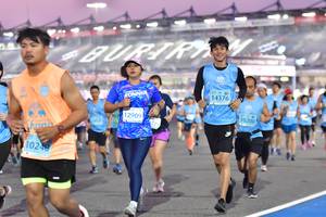 BIB: 14376, 12909, 10200, 10249, 
                            <button type="button" onclick="openModal(10924624)" class="btn btn-primary btn-sm float-right btn-popup" data-toggle="modal" data-target=".modal-high-quality">
                        <i class="fas fa-shopping-cart"></i> Add to Cart
                    </button>
                                            <button type="button" onclick="isThisMe(10924624, true)" class="btn btn-success btn-sm float-right btn-popup btn-isme hidden" data-toggle="tooltip" data-placement="bottom" title="นี่คือรูปของคุณใช่ไหม คลิกที่นี่เพื่อเอาเข้าอัลบั้ม">
                        <i class="fas fa-plus"></i> Add to album
                    </button>
                    <button type="button" onclick="isThisMe(10924624, false)" class="btn btn-warning btn-sm float-right btn-popup btn-isnotme hidden">
                        <i class="fas fa-ban"></i> Remove from album
                    </button>