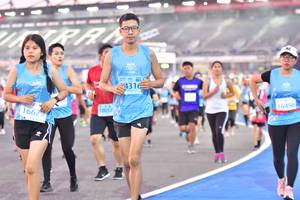 BIB: 4316, 16456, 16679, 10057
                            <button type="button" onclick="openModal(10934945)" class="btn btn-primary btn-sm float-right btn-popup" data-toggle="modal" data-target=".modal-high-quality">
                        <i class="fas fa-shopping-cart"></i> Add to Cart
                    </button>
                                            <button type="button" onclick="isThisMe(10934945, true)" class="btn btn-success btn-sm float-right btn-popup btn-isme hidden" data-toggle="tooltip" data-placement="bottom" title="นี่คือรูปของคุณใช่ไหม คลิกที่นี่เพื่อเอาเข้าอัลบั้ม">
                        <i class="fas fa-plus"></i> Add to album
                    </button>
                    <button type="button" onclick="isThisMe(10934945, false)" class="btn btn-warning btn-sm float-right btn-popup btn-isnotme hidden">
                        <i class="fas fa-ban"></i> Remove from album
                    </button>