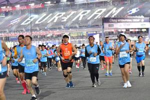 BIB: 26363, 12942, 13320, 1415
                            <button type="button" onclick="openModal(10914663)" class="btn btn-primary btn-sm float-right btn-popup" data-toggle="modal" data-target=".modal-high-quality">
                        <i class="fas fa-shopping-cart"></i> Add to Cart
                    </button>
                                            <button type="button" onclick="isThisMe(10914663, true)" class="btn btn-success btn-sm float-right btn-popup btn-isme hidden" data-toggle="tooltip" data-placement="bottom" title="นี่คือรูปของคุณใช่ไหม คลิกที่นี่เพื่อเอาเข้าอัลบั้ม">
                        <i class="fas fa-plus"></i> Add to album
                    </button>
                    <button type="button" onclick="isThisMe(10914663, false)" class="btn btn-warning btn-sm float-right btn-popup btn-isnotme hidden">
                        <i class="fas fa-ban"></i> Remove from album
                    </button>