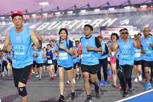 BIB: 14128, 14509, 10778, 16938, 10564, 
                            <button type="button" onclick="openModal(10924131)" class="btn btn-primary btn-sm float-right btn-popup" data-toggle="modal" data-target=".modal-high-quality">
                        <i class="fas fa-shopping-cart"></i> Add to Cart
                    </button>
                                            <button type="button" onclick="isThisMe(10924131, true)" class="btn btn-success btn-sm float-right btn-popup btn-isme hidden" data-toggle="tooltip" data-placement="bottom" title="นี่คือรูปของคุณใช่ไหม คลิกที่นี่เพื่อเอาเข้าอัลบั้ม">
                        <i class="fas fa-plus"></i> Add to album
                    </button>
                    <button type="button" onclick="isThisMe(10924131, false)" class="btn btn-warning btn-sm float-right btn-popup btn-isnotme hidden">
                        <i class="fas fa-ban"></i> Remove from album
                    </button>