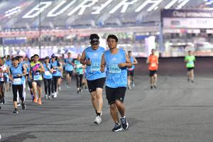 BIB: 10906, 14467
                            <button type="button" onclick="openModal(10910266)" class="btn btn-primary btn-sm float-right btn-popup" data-toggle="modal" data-target=".modal-high-quality">
                        <i class="fas fa-shopping-cart"></i> Add to Cart
                    </button>
                                            <button type="button" onclick="isThisMe(10910266, true)" class="btn btn-success btn-sm float-right btn-popup btn-isme hidden" data-toggle="tooltip" data-placement="bottom" title="นี่คือรูปของคุณใช่ไหม คลิกที่นี่เพื่อเอาเข้าอัลบั้ม">
                        <i class="fas fa-plus"></i> Add to album
                    </button>
                    <button type="button" onclick="isThisMe(10910266, false)" class="btn btn-warning btn-sm float-right btn-popup btn-isnotme hidden">
                        <i class="fas fa-ban"></i> Remove from album
                    </button>