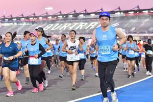 BIB: 10567, 3622, 12342
                            <button type="button" onclick="openModal(10927525)" class="btn btn-primary btn-sm float-right btn-popup" data-toggle="modal" data-target=".modal-high-quality">
                        <i class="fas fa-shopping-cart"></i> Add to Cart
                    </button>
                                            <button type="button" onclick="isThisMe(10927525, true)" class="btn btn-success btn-sm float-right btn-popup btn-isme hidden" data-toggle="tooltip" data-placement="bottom" title="นี่คือรูปของคุณใช่ไหม คลิกที่นี่เพื่อเอาเข้าอัลบั้ม">
                        <i class="fas fa-plus"></i> Add to album
                    </button>
                    <button type="button" onclick="isThisMe(10927525, false)" class="btn btn-warning btn-sm float-right btn-popup btn-isnotme hidden">
                        <i class="fas fa-ban"></i> Remove from album
                    </button>