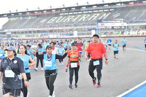 BIB: 13506, 11074, 12263, 17873
                            <button type="button" onclick="openModal(10935607)" class="btn btn-primary btn-sm float-right btn-popup" data-toggle="modal" data-target=".modal-high-quality">
                        <i class="fas fa-shopping-cart"></i> Add to Cart
                    </button>
                                            <button type="button" onclick="isThisMe(10935607, true)" class="btn btn-success btn-sm float-right btn-popup btn-isme hidden" data-toggle="tooltip" data-placement="bottom" title="นี่คือรูปของคุณใช่ไหม คลิกที่นี่เพื่อเอาเข้าอัลบั้ม">
                        <i class="fas fa-plus"></i> Add to album
                    </button>
                    <button type="button" onclick="isThisMe(10935607, false)" class="btn btn-warning btn-sm float-right btn-popup btn-isnotme hidden">
                        <i class="fas fa-ban"></i> Remove from album
                    </button>