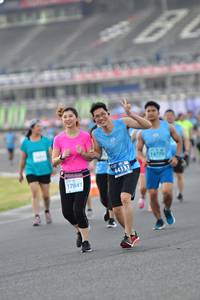 BIB: 14779, 44331, 17843
                            <button type="button" onclick="openModal(10936992)" class="btn btn-primary btn-sm float-right btn-popup" data-toggle="modal" data-target=".modal-high-quality">
                        <i class="fas fa-shopping-cart"></i> Add to Cart
                    </button>
                                            <button type="button" onclick="isThisMe(10936992, true)" class="btn btn-success btn-sm float-right btn-popup btn-isme hidden" data-toggle="tooltip" data-placement="bottom" title="นี่คือรูปของคุณใช่ไหม คลิกที่นี่เพื่อเอาเข้าอัลบั้ม">
                        <i class="fas fa-plus"></i> Add to album
                    </button>
                    <button type="button" onclick="isThisMe(10936992, false)" class="btn btn-warning btn-sm float-right btn-popup btn-isnotme hidden">
                        <i class="fas fa-ban"></i> Remove from album
                    </button>