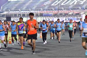 BIB: 26989, 14591
                            <button type="button" onclick="openModal(10910451)" class="btn btn-primary btn-sm float-right btn-popup" data-toggle="modal" data-target=".modal-high-quality">
                        <i class="fas fa-shopping-cart"></i> Add to Cart
                    </button>
                                            <button type="button" onclick="isThisMe(10910451, true)" class="btn btn-success btn-sm float-right btn-popup btn-isme hidden" data-toggle="tooltip" data-placement="bottom" title="นี่คือรูปของคุณใช่ไหม คลิกที่นี่เพื่อเอาเข้าอัลบั้ม">
                        <i class="fas fa-plus"></i> Add to album
                    </button>
                    <button type="button" onclick="isThisMe(10910451, false)" class="btn btn-warning btn-sm float-right btn-popup btn-isnotme hidden">
                        <i class="fas fa-ban"></i> Remove from album
                    </button>