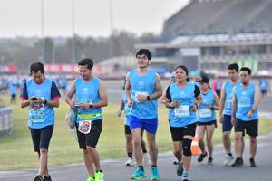 BIB: 12867, 80163
                            <button type="button" onclick="openModal(10938896)" class="btn btn-primary btn-sm float-right btn-popup" data-toggle="modal" data-target=".modal-high-quality">
                        <i class="fas fa-shopping-cart"></i> Add to Cart
                    </button>
                                            <button type="button" onclick="isThisMe(10938896, true)" class="btn btn-success btn-sm float-right btn-popup btn-isme hidden" data-toggle="tooltip" data-placement="bottom" title="นี่คือรูปของคุณใช่ไหม คลิกที่นี่เพื่อเอาเข้าอัลบั้ม">
                        <i class="fas fa-plus"></i> Add to album
                    </button>
                    <button type="button" onclick="isThisMe(10938896, false)" class="btn btn-warning btn-sm float-right btn-popup btn-isnotme hidden">
                        <i class="fas fa-ban"></i> Remove from album
                    </button>