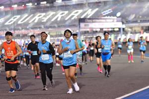 BIB: 26363, 12942, 13320
                            <button type="button" onclick="openModal(10914835)" class="btn btn-primary btn-sm float-right btn-popup" data-toggle="modal" data-target=".modal-high-quality">
                        <i class="fas fa-shopping-cart"></i> Add to Cart
                    </button>
                                            <button type="button" onclick="isThisMe(10914835, true)" class="btn btn-success btn-sm float-right btn-popup btn-isme hidden" data-toggle="tooltip" data-placement="bottom" title="นี่คือรูปของคุณใช่ไหม คลิกที่นี่เพื่อเอาเข้าอัลบั้ม">
                        <i class="fas fa-plus"></i> Add to album
                    </button>
                    <button type="button" onclick="isThisMe(10914835, false)" class="btn btn-warning btn-sm float-right btn-popup btn-isnotme hidden">
                        <i class="fas fa-ban"></i> Remove from album
                    </button>