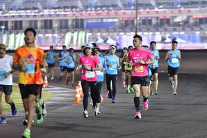 BIB: 455, 26770
                            <button type="button" onclick="openModal(10908075)" class="btn btn-primary btn-sm float-right btn-popup" data-toggle="modal" data-target=".modal-high-quality">
                        <i class="fas fa-shopping-cart"></i> Add to Cart
                    </button>
                                            <button type="button" onclick="isThisMe(10908075, true)" class="btn btn-success btn-sm float-right btn-popup btn-isme hidden" data-toggle="tooltip" data-placement="bottom" title="นี่คือรูปของคุณใช่ไหม คลิกที่นี่เพื่อเอาเข้าอัลบั้ม">
                        <i class="fas fa-plus"></i> Add to album
                    </button>
                    <button type="button" onclick="isThisMe(10908075, false)" class="btn btn-warning btn-sm float-right btn-popup btn-isnotme hidden">
                        <i class="fas fa-ban"></i> Remove from album
                    </button>