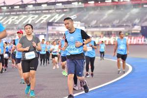 BIB: 10457, 12896
                            <button type="button" onclick="openModal(10933129)" class="btn btn-primary btn-sm float-right btn-popup" data-toggle="modal" data-target=".modal-high-quality">
                        <i class="fas fa-shopping-cart"></i> Add to Cart
                    </button>
                                            <button type="button" onclick="isThisMe(10933129, true)" class="btn btn-success btn-sm float-right btn-popup btn-isme hidden" data-toggle="tooltip" data-placement="bottom" title="นี่คือรูปของคุณใช่ไหม คลิกที่นี่เพื่อเอาเข้าอัลบั้ม">
                        <i class="fas fa-plus"></i> Add to album
                    </button>
                    <button type="button" onclick="isThisMe(10933129, false)" class="btn btn-warning btn-sm float-right btn-popup btn-isnotme hidden">
                        <i class="fas fa-ban"></i> Remove from album
                    </button>