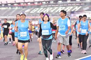 BIB: 83280, 12592, 12356, 17392
                            <button type="button" onclick="openModal(10934666)" class="btn btn-primary btn-sm float-right btn-popup" data-toggle="modal" data-target=".modal-high-quality">
                        <i class="fas fa-shopping-cart"></i> Add to Cart
                    </button>
                                            <button type="button" onclick="isThisMe(10934666, true)" class="btn btn-success btn-sm float-right btn-popup btn-isme hidden" data-toggle="tooltip" data-placement="bottom" title="นี่คือรูปของคุณใช่ไหม คลิกที่นี่เพื่อเอาเข้าอัลบั้ม">
                        <i class="fas fa-plus"></i> Add to album
                    </button>
                    <button type="button" onclick="isThisMe(10934666, false)" class="btn btn-warning btn-sm float-right btn-popup btn-isnotme hidden">
                        <i class="fas fa-ban"></i> Remove from album
                    </button>