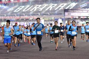 BIB: 24705, 1608, 14079
                            <button type="button" onclick="openModal(10911244)" class="btn btn-primary btn-sm float-right btn-popup" data-toggle="modal" data-target=".modal-high-quality">
                        <i class="fas fa-shopping-cart"></i> Add to Cart
                    </button>
                                            <button type="button" onclick="isThisMe(10911244, true)" class="btn btn-success btn-sm float-right btn-popup btn-isme hidden" data-toggle="tooltip" data-placement="bottom" title="นี่คือรูปของคุณใช่ไหม คลิกที่นี่เพื่อเอาเข้าอัลบั้ม">
                        <i class="fas fa-plus"></i> Add to album
                    </button>
                    <button type="button" onclick="isThisMe(10911244, false)" class="btn btn-warning btn-sm float-right btn-popup btn-isnotme hidden">
                        <i class="fas fa-ban"></i> Remove from album
                    </button>