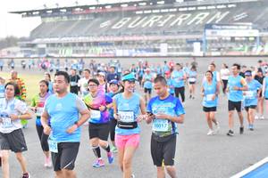 BIB: 37294, 10017, 975
                            <button type="button" onclick="openModal(10936048)" class="btn btn-primary btn-sm float-right btn-popup" data-toggle="modal" data-target=".modal-high-quality">
                        <i class="fas fa-shopping-cart"></i> Add to Cart
                    </button>
                                            <button type="button" onclick="isThisMe(10936048, true)" class="btn btn-success btn-sm float-right btn-popup btn-isme hidden" data-toggle="tooltip" data-placement="bottom" title="นี่คือรูปของคุณใช่ไหม คลิกที่นี่เพื่อเอาเข้าอัลบั้ม">
                        <i class="fas fa-plus"></i> Add to album
                    </button>
                    <button type="button" onclick="isThisMe(10936048, false)" class="btn btn-warning btn-sm float-right btn-popup btn-isnotme hidden">
                        <i class="fas fa-ban"></i> Remove from album
                    </button>