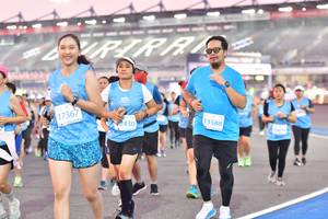 BIB: 17367, 2430, 13588
                            <button type="button" onclick="openModal(10933120)" class="btn btn-primary btn-sm float-right btn-popup" data-toggle="modal" data-target=".modal-high-quality">
                        <i class="fas fa-shopping-cart"></i> Add to Cart
                    </button>
                                            <button type="button" onclick="isThisMe(10933120, true)" class="btn btn-success btn-sm float-right btn-popup btn-isme hidden" data-toggle="tooltip" data-placement="bottom" title="นี่คือรูปของคุณใช่ไหม คลิกที่นี่เพื่อเอาเข้าอัลบั้ม">
                        <i class="fas fa-plus"></i> Add to album
                    </button>
                    <button type="button" onclick="isThisMe(10933120, false)" class="btn btn-warning btn-sm float-right btn-popup btn-isnotme hidden">
                        <i class="fas fa-ban"></i> Remove from album
                    </button>