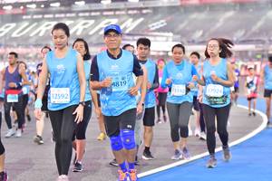 BIB: 4819, 13192, 17924, 12592
                            <button type="button" onclick="openModal(10934714)" class="btn btn-primary btn-sm float-right btn-popup" data-toggle="modal" data-target=".modal-high-quality">
                        <i class="fas fa-shopping-cart"></i> Add to Cart
                    </button>
                                            <button type="button" onclick="isThisMe(10934714, true)" class="btn btn-success btn-sm float-right btn-popup btn-isme hidden" data-toggle="tooltip" data-placement="bottom" title="นี่คือรูปของคุณใช่ไหม คลิกที่นี่เพื่อเอาเข้าอัลบั้ม">
                        <i class="fas fa-plus"></i> Add to album
                    </button>
                    <button type="button" onclick="isThisMe(10934714, false)" class="btn btn-warning btn-sm float-right btn-popup btn-isnotme hidden">
                        <i class="fas fa-ban"></i> Remove from album
                    </button>