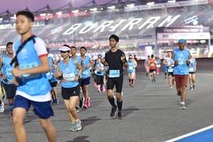 BIB: 14091, 16166
                            <button type="button" onclick="openModal(10914502)" class="btn btn-primary btn-sm float-right btn-popup" data-toggle="modal" data-target=".modal-high-quality">
                        <i class="fas fa-shopping-cart"></i> Add to Cart
                    </button>
                                            <button type="button" onclick="isThisMe(10914502, true)" class="btn btn-success btn-sm float-right btn-popup btn-isme hidden" data-toggle="tooltip" data-placement="bottom" title="นี่คือรูปของคุณใช่ไหม คลิกที่นี่เพื่อเอาเข้าอัลบั้ม">
                        <i class="fas fa-plus"></i> Add to album
                    </button>
                    <button type="button" onclick="isThisMe(10914502, false)" class="btn btn-warning btn-sm float-right btn-popup btn-isnotme hidden">
                        <i class="fas fa-ban"></i> Remove from album
                    </button>