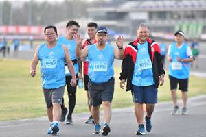 BIB: 10987, 10988, 10983
                            <button type="button" onclick="openModal(10940634)" class="btn btn-primary btn-sm float-right btn-popup" data-toggle="modal" data-target=".modal-high-quality">
                        <i class="fas fa-shopping-cart"></i> Add to Cart
                    </button>
                                            <button type="button" onclick="isThisMe(10940634, true)" class="btn btn-success btn-sm float-right btn-popup btn-isme hidden" data-toggle="tooltip" data-placement="bottom" title="นี่คือรูปของคุณใช่ไหม คลิกที่นี่เพื่อเอาเข้าอัลบั้ม">
                        <i class="fas fa-plus"></i> Add to album
                    </button>
                    <button type="button" onclick="isThisMe(10940634, false)" class="btn btn-warning btn-sm float-right btn-popup btn-isnotme hidden">
                        <i class="fas fa-ban"></i> Remove from album
                    </button>