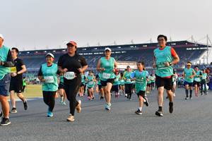 BIB: 8444, 5038, 53184, 1171, 53131, 0020
                            <button type="button" onclick="openModal(10554080)" class="btn btn-primary btn-sm float-right btn-popup" data-toggle="modal" data-target=".modal-high-quality">
                        <i class="fas fa-shopping-cart"></i> Add to Cart
                    </button>
                                            <button type="button" onclick="isThisMe(10554080, true)" class="btn btn-success btn-sm float-right btn-popup btn-isme hidden" data-toggle="tooltip" data-placement="bottom" title="นี่คือรูปของคุณใช่ไหม คลิกที่นี่เพื่อเอาเข้าอัลบั้ม">
                        <i class="fas fa-plus"></i> Add to album
                    </button>
                    <button type="button" onclick="isThisMe(10554080, false)" class="btn btn-warning btn-sm float-right btn-popup btn-isnotme hidden">
                        <i class="fas fa-ban"></i> Remove from album
                    </button>