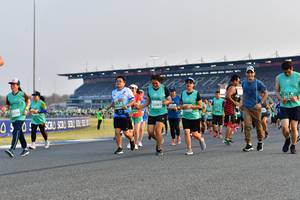 BIB: 502, 52481
                            <button type="button" onclick="openModal(10558200)" class="btn btn-primary btn-sm float-right btn-popup" data-toggle="modal" data-target=".modal-high-quality">
                        <i class="fas fa-shopping-cart"></i> Add to Cart
                    </button>
                                            <button type="button" onclick="isThisMe(10558200, true)" class="btn btn-success btn-sm float-right btn-popup btn-isme hidden" data-toggle="tooltip" data-placement="bottom" title="นี่คือรูปของคุณใช่ไหม คลิกที่นี่เพื่อเอาเข้าอัลบั้ม">
                        <i class="fas fa-plus"></i> Add to album
                    </button>
                    <button type="button" onclick="isThisMe(10558200, false)" class="btn btn-warning btn-sm float-right btn-popup btn-isnotme hidden">
                        <i class="fas fa-ban"></i> Remove from album
                    </button>