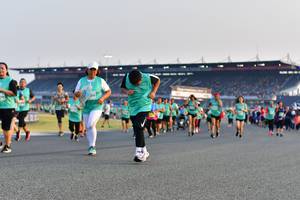 BIB: 
                            <button type="button" onclick="openModal(10559483)" class="btn btn-primary btn-sm float-right btn-popup" data-toggle="modal" data-target=".modal-high-quality">
                        <i class="fas fa-shopping-cart"></i> Add to Cart
                    </button>
                                            <button type="button" onclick="isThisMe(10559483, true)" class="btn btn-success btn-sm float-right btn-popup btn-isme hidden" data-toggle="tooltip" data-placement="bottom" title="นี่คือรูปของคุณใช่ไหม คลิกที่นี่เพื่อเอาเข้าอัลบั้ม">
                        <i class="fas fa-plus"></i> Add to album
                    </button>
                    <button type="button" onclick="isThisMe(10559483, false)" class="btn btn-warning btn-sm float-right btn-popup btn-isnotme hidden">
                        <i class="fas fa-ban"></i> Remove from album
                    </button>