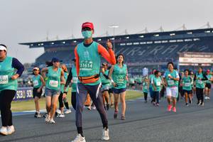 BIB: 51614, 3360, 52637
                            <button type="button" onclick="openModal(10561540)" class="btn btn-primary btn-sm float-right btn-popup" data-toggle="modal" data-target=".modal-high-quality">
                        <i class="fas fa-shopping-cart"></i> Add to Cart
                    </button>
                                            <button type="button" onclick="isThisMe(10561540, true)" class="btn btn-success btn-sm float-right btn-popup btn-isme hidden" data-toggle="tooltip" data-placement="bottom" title="นี่คือรูปของคุณใช่ไหม คลิกที่นี่เพื่อเอาเข้าอัลบั้ม">
                        <i class="fas fa-plus"></i> Add to album
                    </button>
                    <button type="button" onclick="isThisMe(10561540, false)" class="btn btn-warning btn-sm float-right btn-popup btn-isnotme hidden">
                        <i class="fas fa-ban"></i> Remove from album
                    </button>